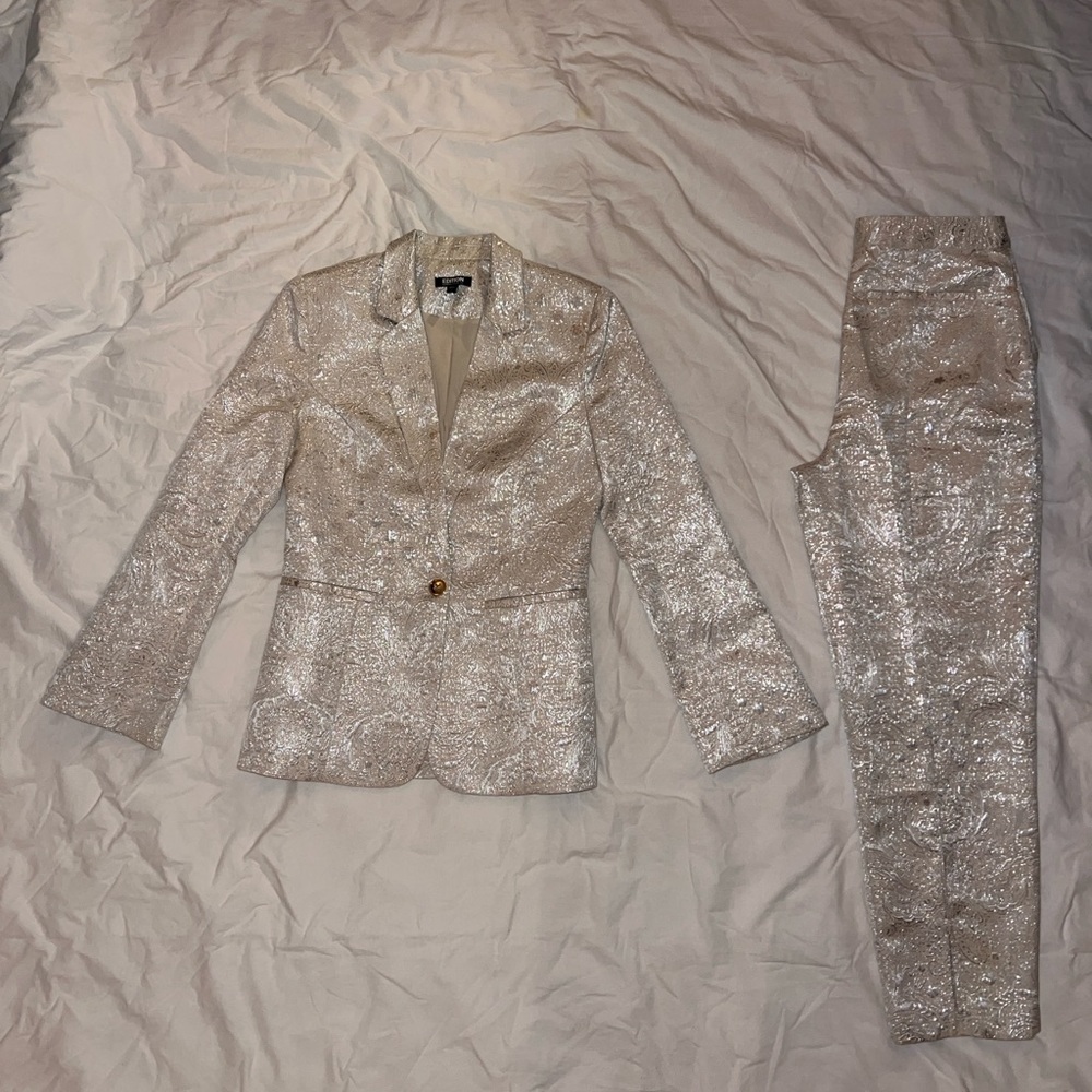 Express Cream Metallic Brocade Pant Suit